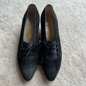 Salvatore Ferragamo Vintage 80s Black Suede Lace Up Kitten Heels